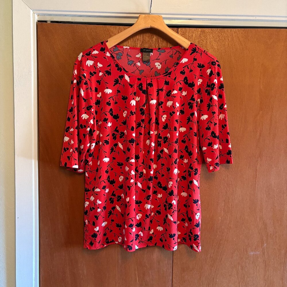 Ann Taylor - S/S Keyhole Neckline Pullover - XL - Red with Black/White print